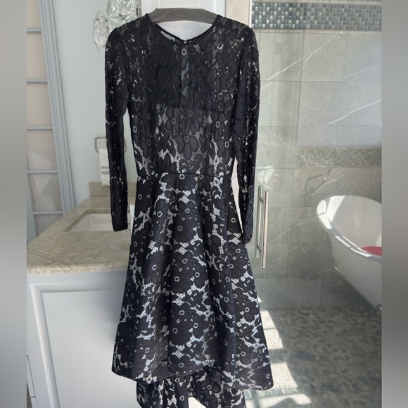 Issue New York Lace Midi Dress Black/White - Picture 9 of 13
